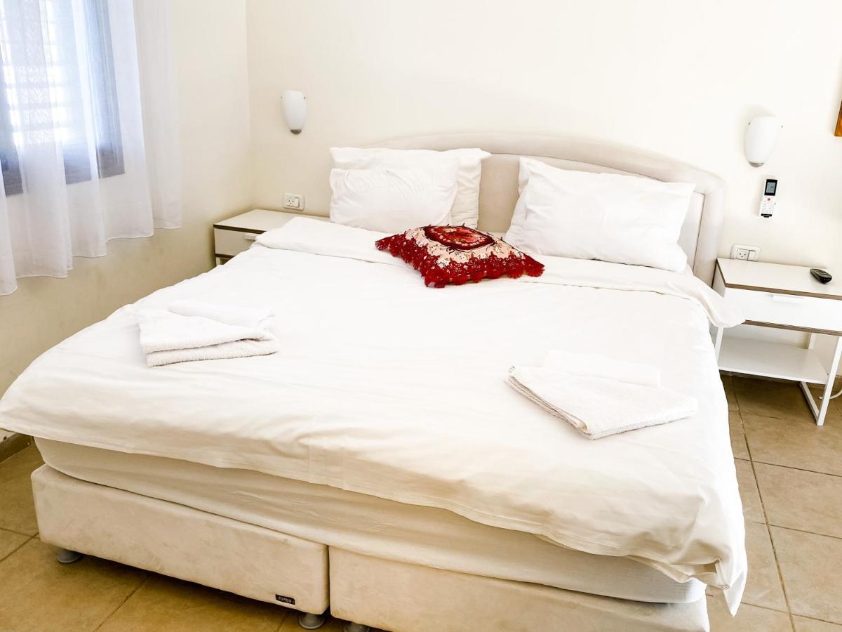 Etzel Tami Hospitality Hotel Neot Golan Buitenkant foto
