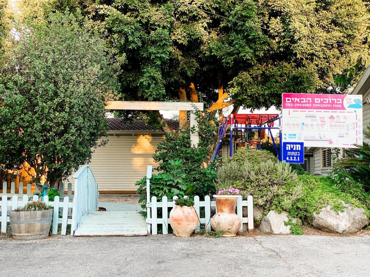 Etzel Tami Hospitality Hotel Neot Golan Buitenkant foto