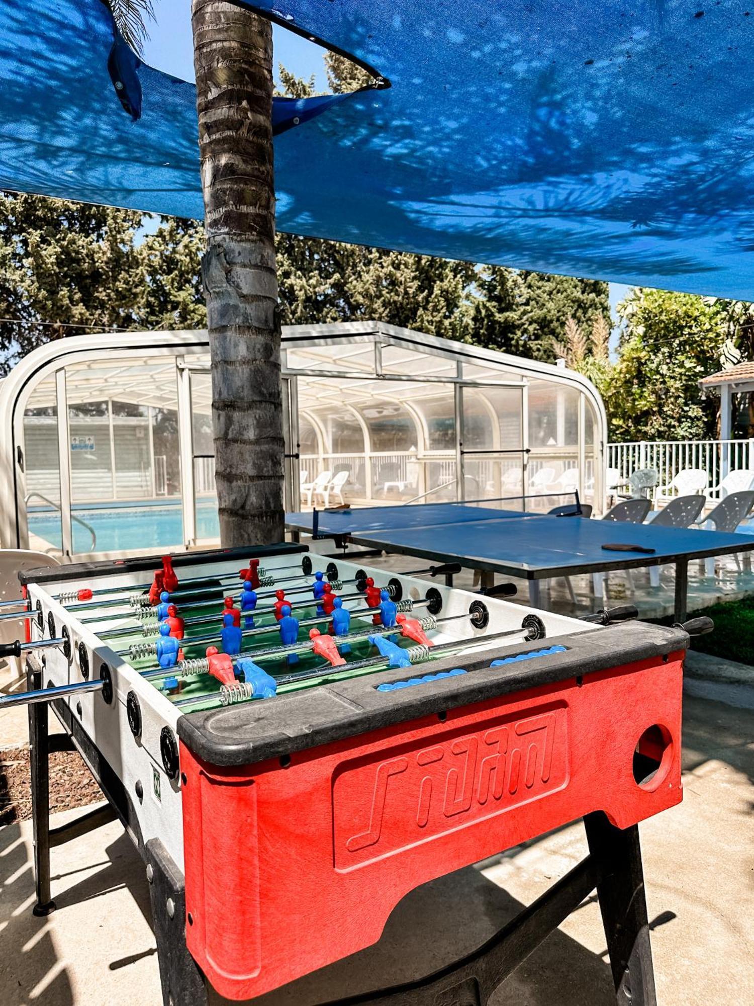 Etzel Tami Hospitality Hotel Neot Golan Buitenkant foto