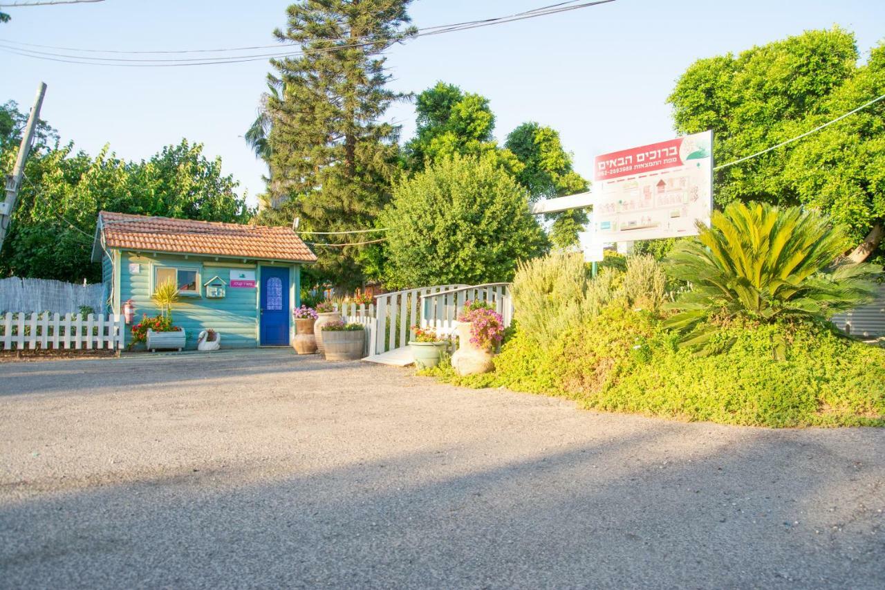 Etzel Tami Hospitality Hotel Neot Golan Buitenkant foto